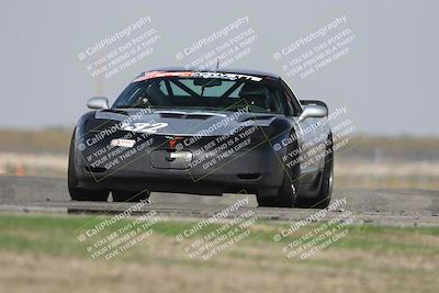 media/Oct-25-2025-CalClub SCCA (Sat) [[34c778dfbe]]/Group 3/Qualifying/